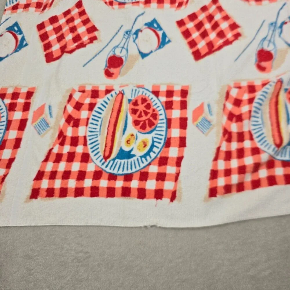 Vintage Beach Towel Terrycloth Whimsical Bold Kitschy Novelty Beach Picnic 50s